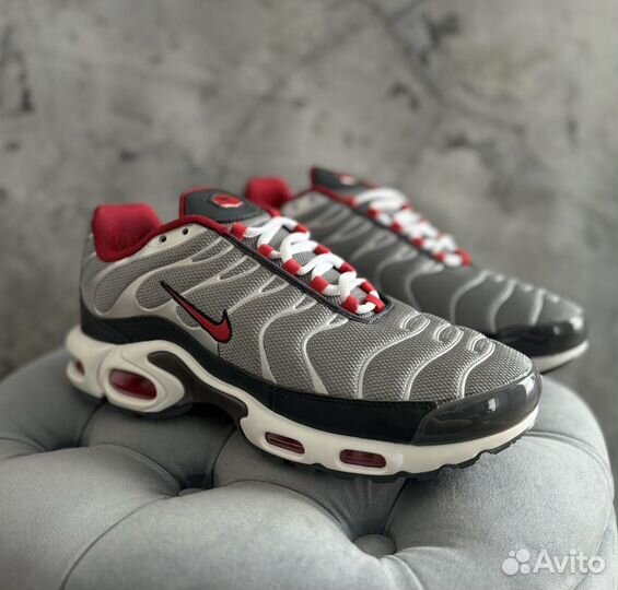 Кроссовки nike air max tn plus