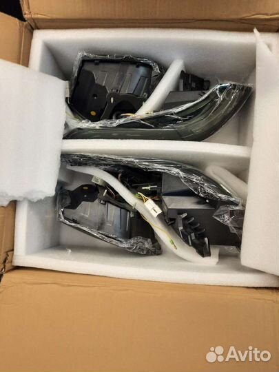 Задние фонари в комплекте. Диодные