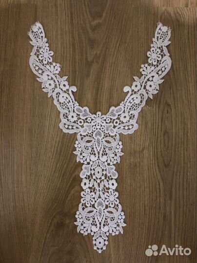 Кружевной воротник