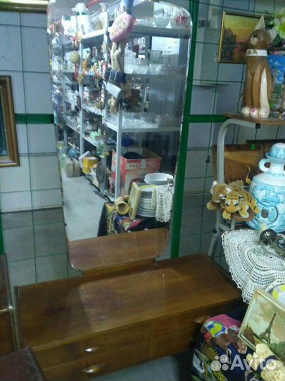 Трюмо дерево Румыния