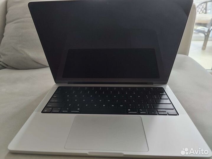 Apple MacBook Pro 14 m1