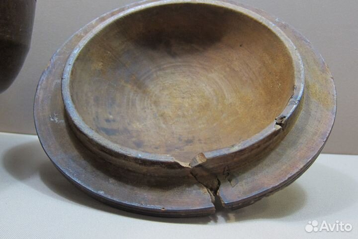 Чаша с крышкой h-24 см, d-23 дерво Эфиопия Африка