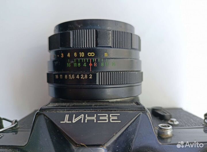 Фотоаппарат Зенит 11, объектив Гелиос 44м 2/58