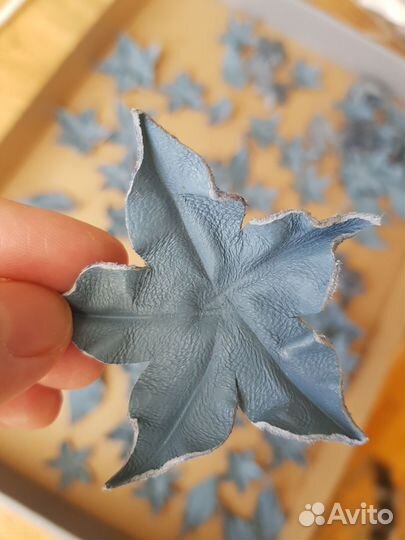 Цветы декоративные для отделки из нат. кожи