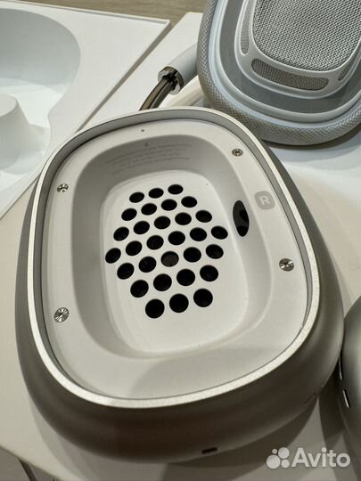 Продам Оригинал AirPods MAX Красавчики в Родне