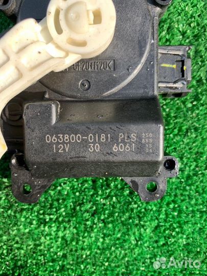 Сервопривод заслонок печки Toyota Camry 50 2arfxe