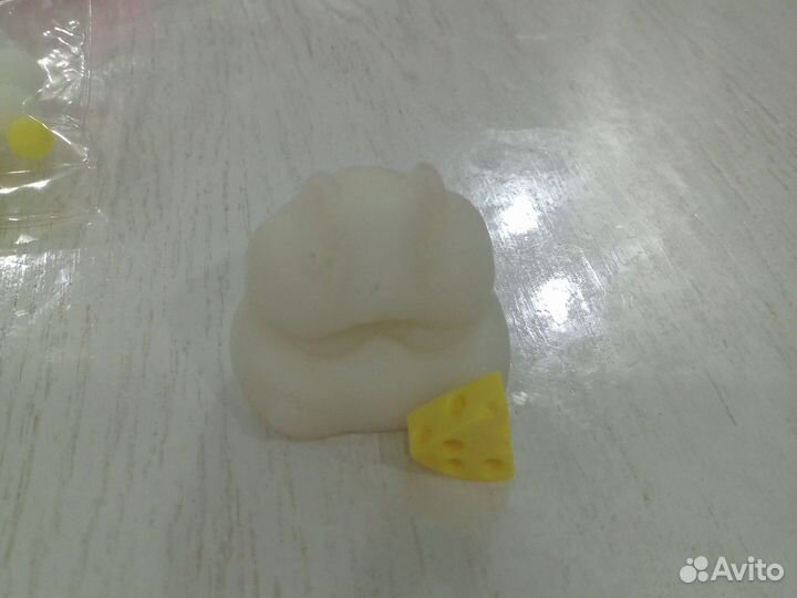 Табо сквиши, лапка и хомяк