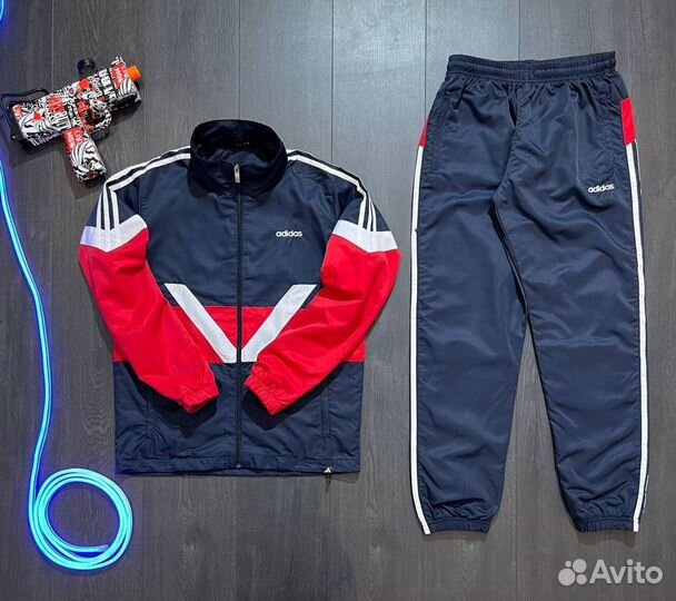 Спортивный костюм Adidas в стиле ретро зеленый