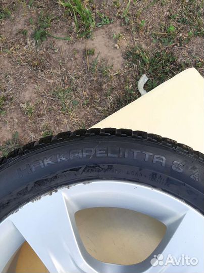 Nokian Tyres Hakkapeliitta 8 225/50 R17 98T