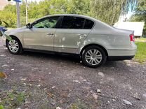 Volkswagen Passat 1.8 AMT, 2010, 190 000 км, с пробегом, цена 766 000 руб.