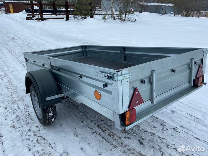 Прицеп легковой 2,56х1,3 без тента и колес