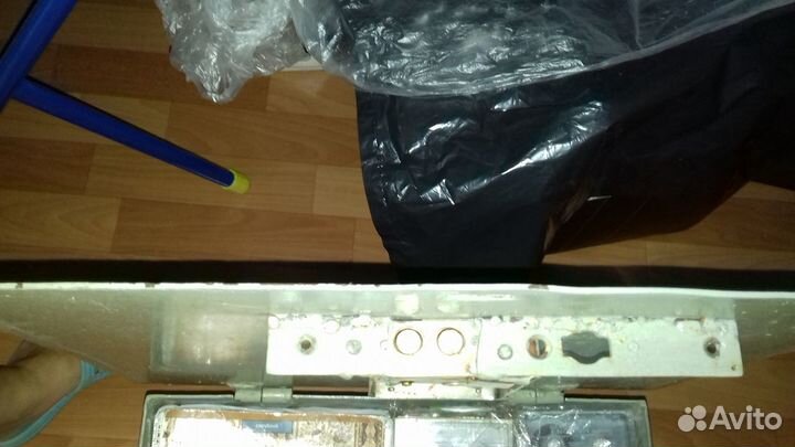 Сейф металлический