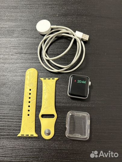 Часы Apple Watch 3, 38 mm