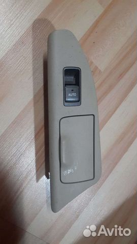 Lexus lx 570 накладка с кнопкой стеклоподъёмника