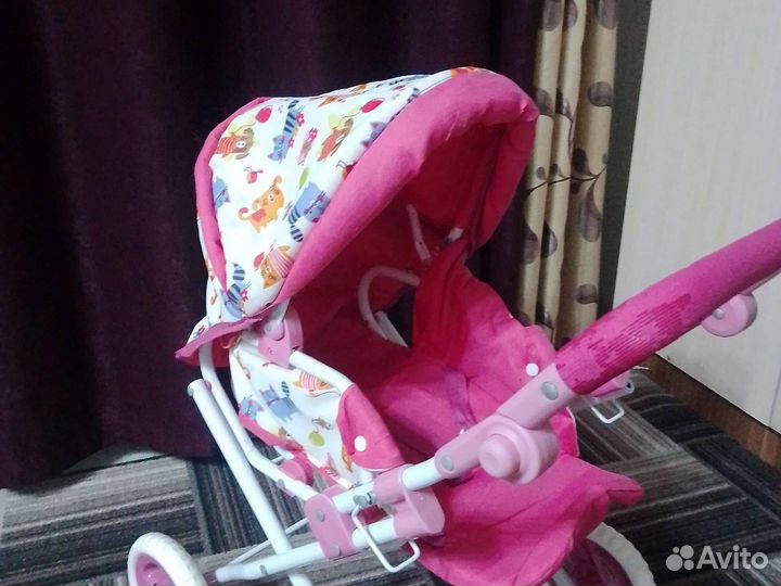 Коляска кукольная