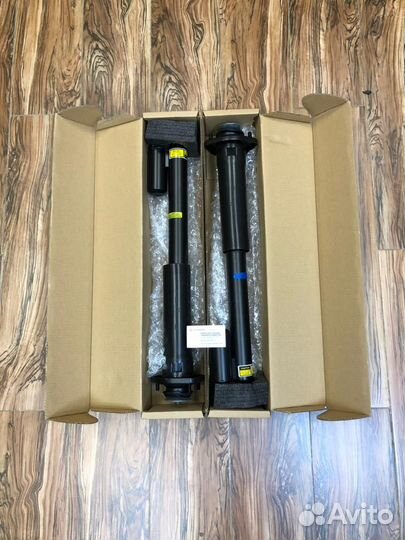 Range rover L322 амортизатор c ACE задний LR010710