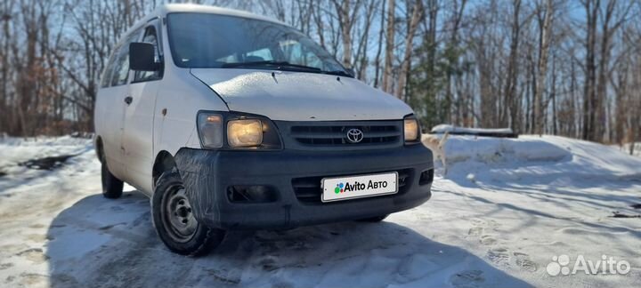 Toyota Town Ace 1.8 AT, 2002, 200 000 км