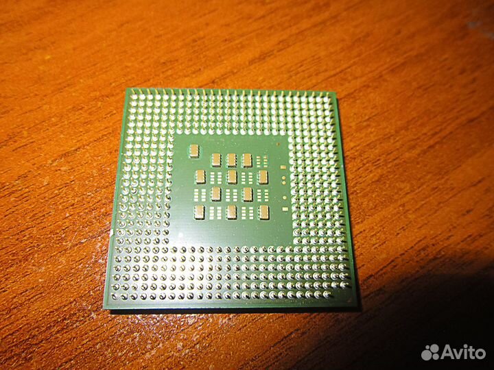 Процессор Intel Celeron 2,4 ghz/128/400