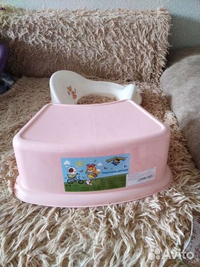 Сидушка на унитаз с подставкой новые