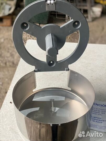 Диспенсер для туалетной бумаги Jofel Futura