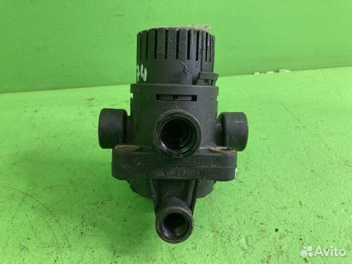 Ускорительный клапан MAN TGA