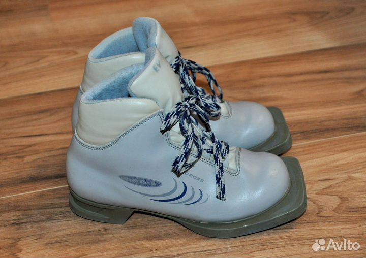 Детские лыжные ботинки Cross размер 30