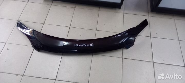 Дефлектор капота Toyota RAV 4 2010-2012 темный