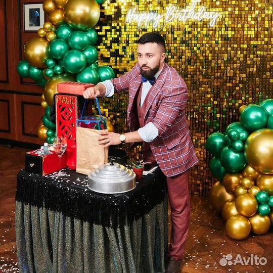 Фокусник. Иллюзионист. Фокусы с животными