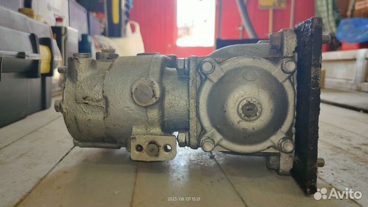 Компрессор