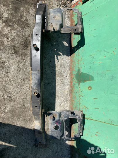 Панель передняя vw transporter t4 2000г