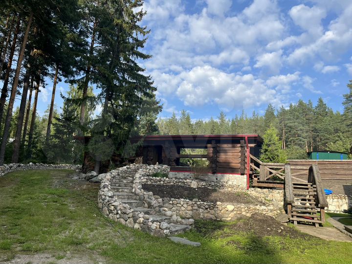 Дом 232,3 м² на участке 10 сот.