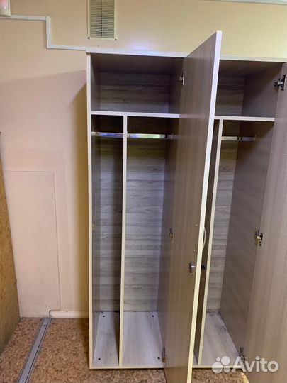 Шкафы для раздевалок бу