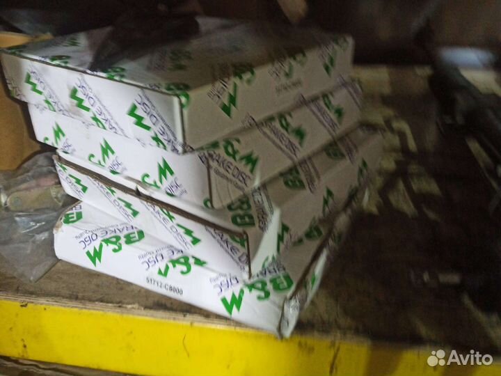 Диск тормозные hyundai solaris1-2 Kia Rio-3-4