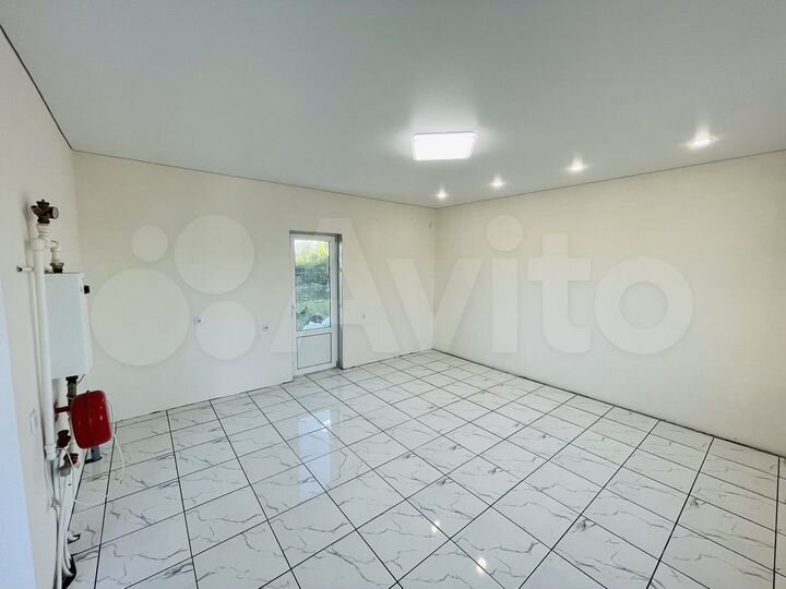 Дом 45 м² на участке 5 сот.