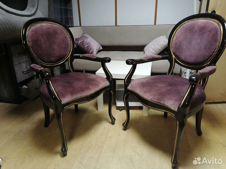 2 стула из гарнитура генеральши Поповой