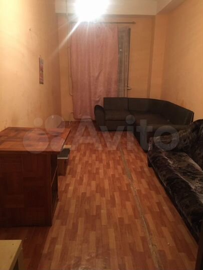 Комната 20 м² в > 9-к., 2/5 эт.