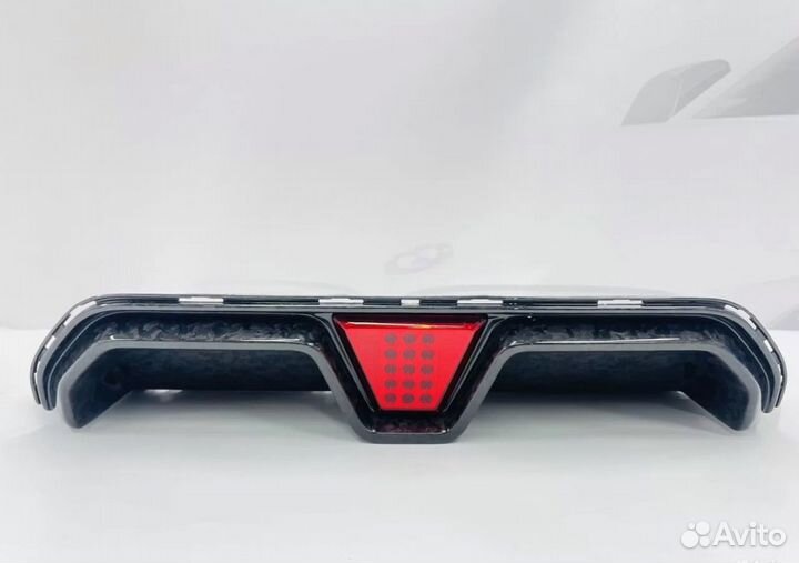 Диффузор со Стопом для BMW M5 F90 кованый карбон
