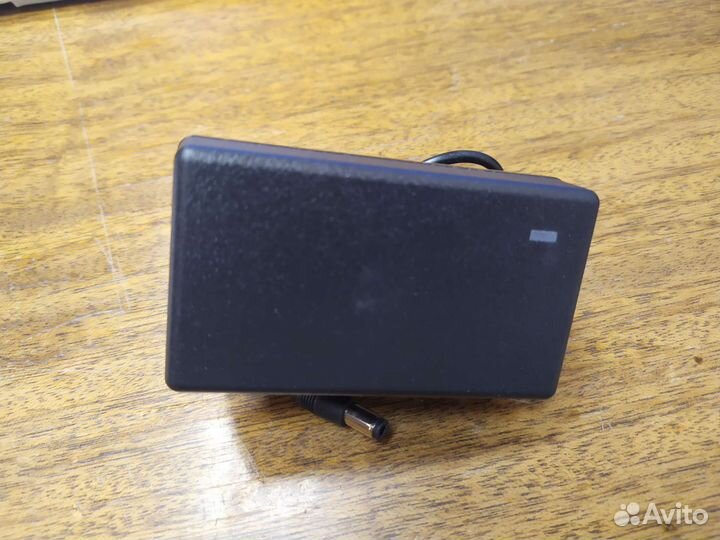 Зарядное устройство для литий-ионных аккумуляторов