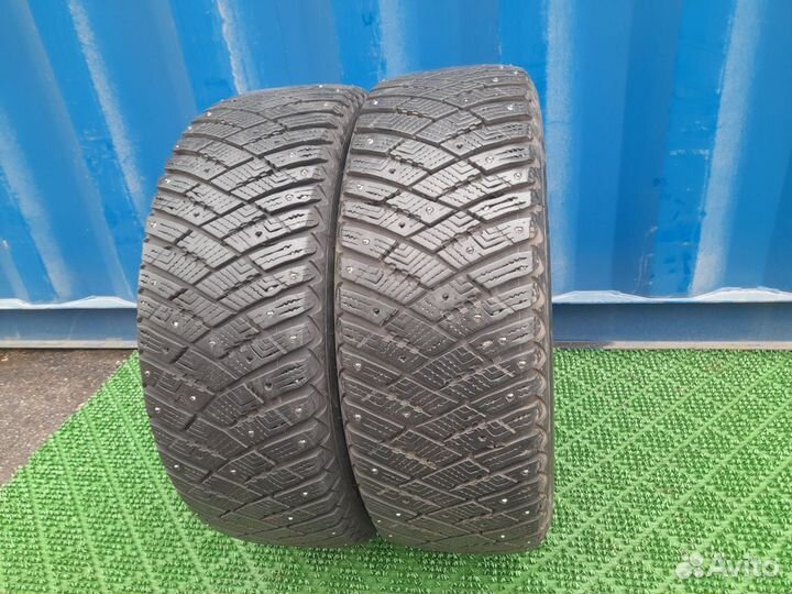 Goodyear Ultragrip Ice Arctic 215/60 R16 101T