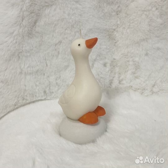 Свеча утка гусь из мема