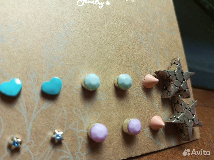 Украшения серьги(гвоздики)(пакетом) 6 пар