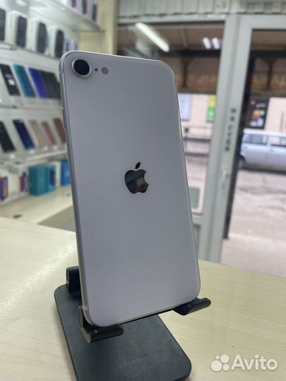 iPhone SE (2020), 128 ГБ