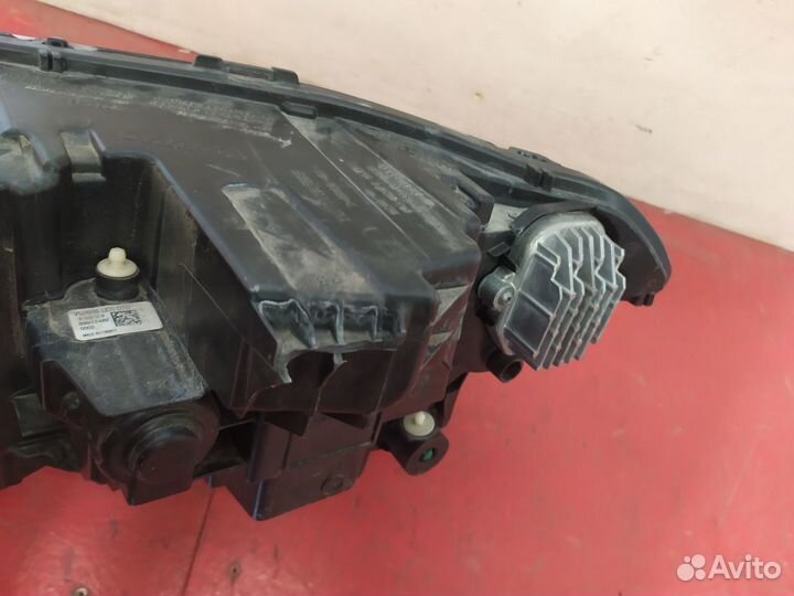 Фара передняя правая Volvo XC90 2