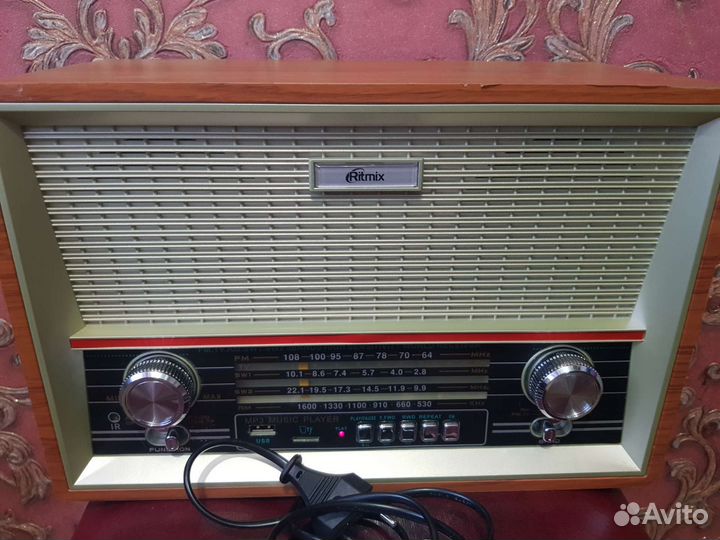 Радиоприемник(ritmix rpr-102)