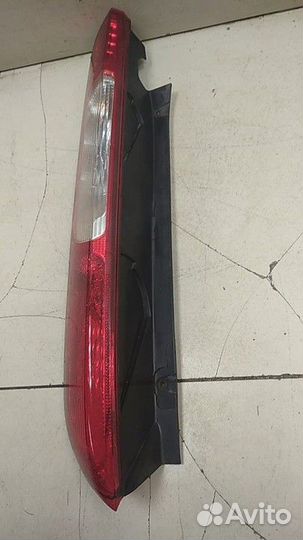 Фонарь левый Ford Focus