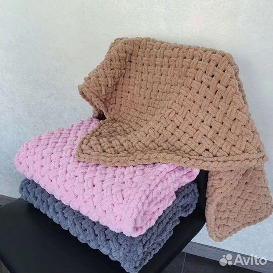 Вяжу пледы плюшевые на заказ