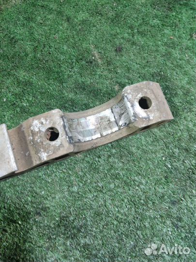 Кронштейн крепления стабилизатора передний Porsche