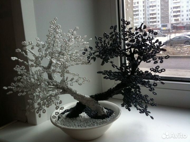 Деревья из бисера