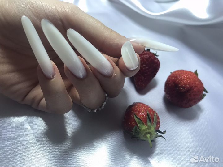 Маникюр, педикюр