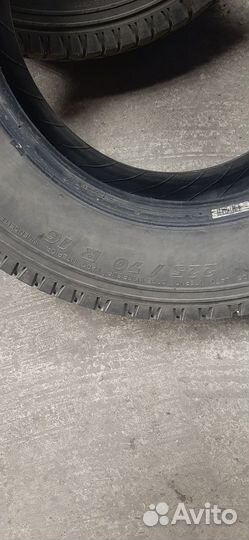 Michelin Latitude Cross 225/70 R16 103